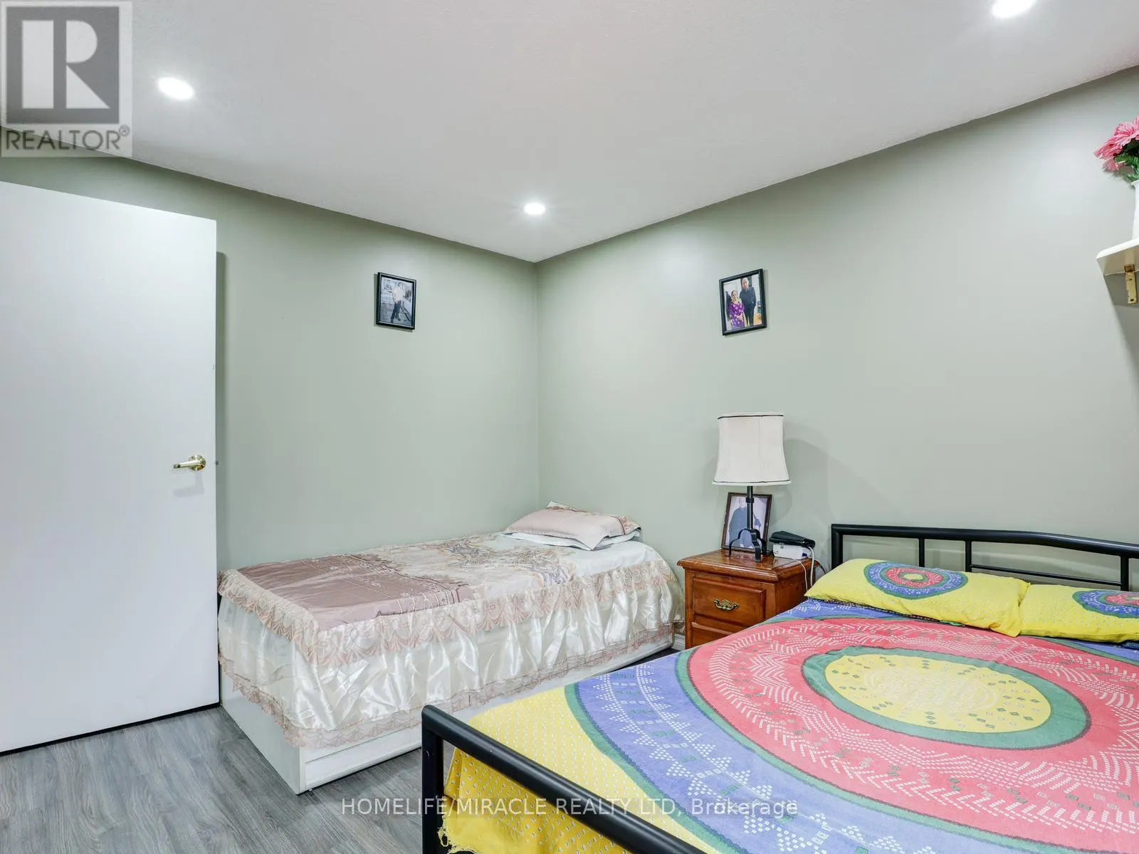 128 MACATEE PLACE