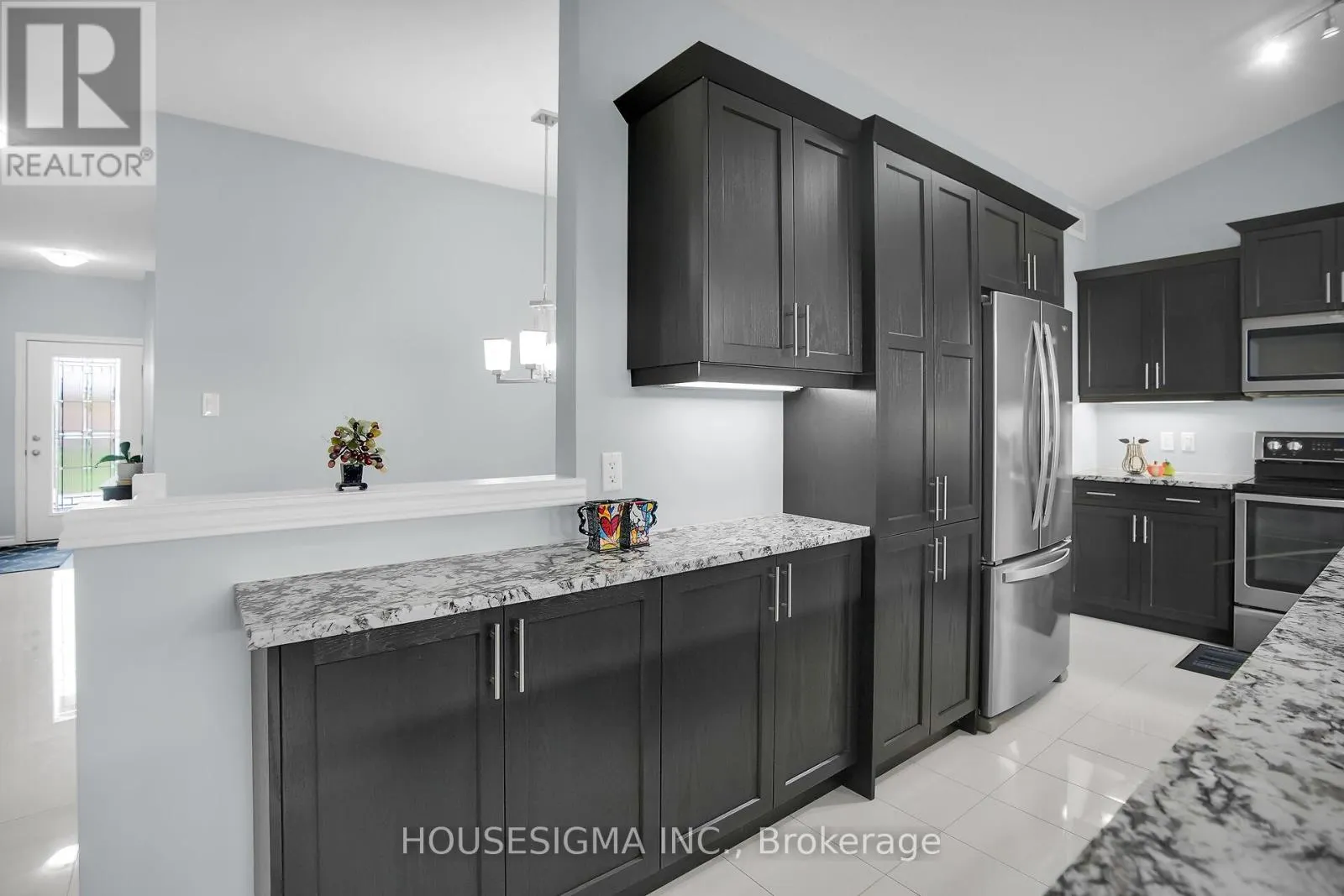 123 - 2250 BUROAK DRIVE, #123