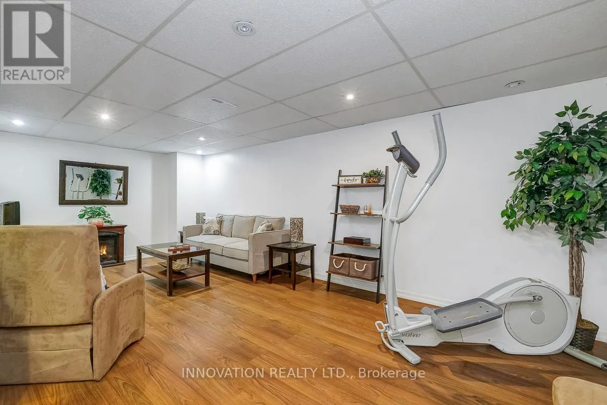 1645 DU SOMMET PLACE