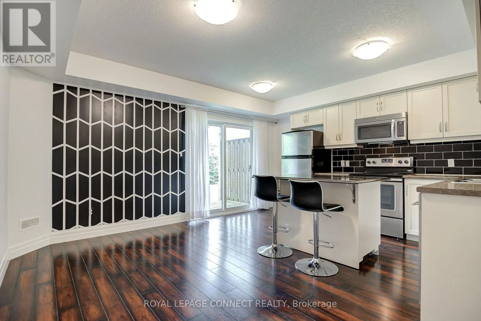 5B - 1180 COUNTRYSTONE DRIVE