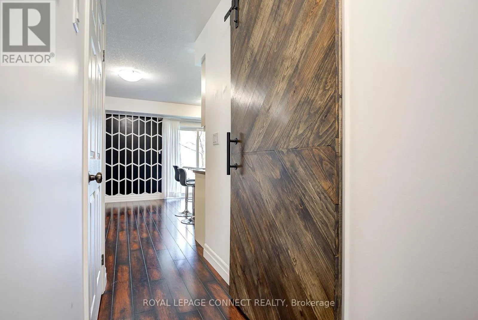 5B - 1180 COUNTRYSTONE DRIVE
