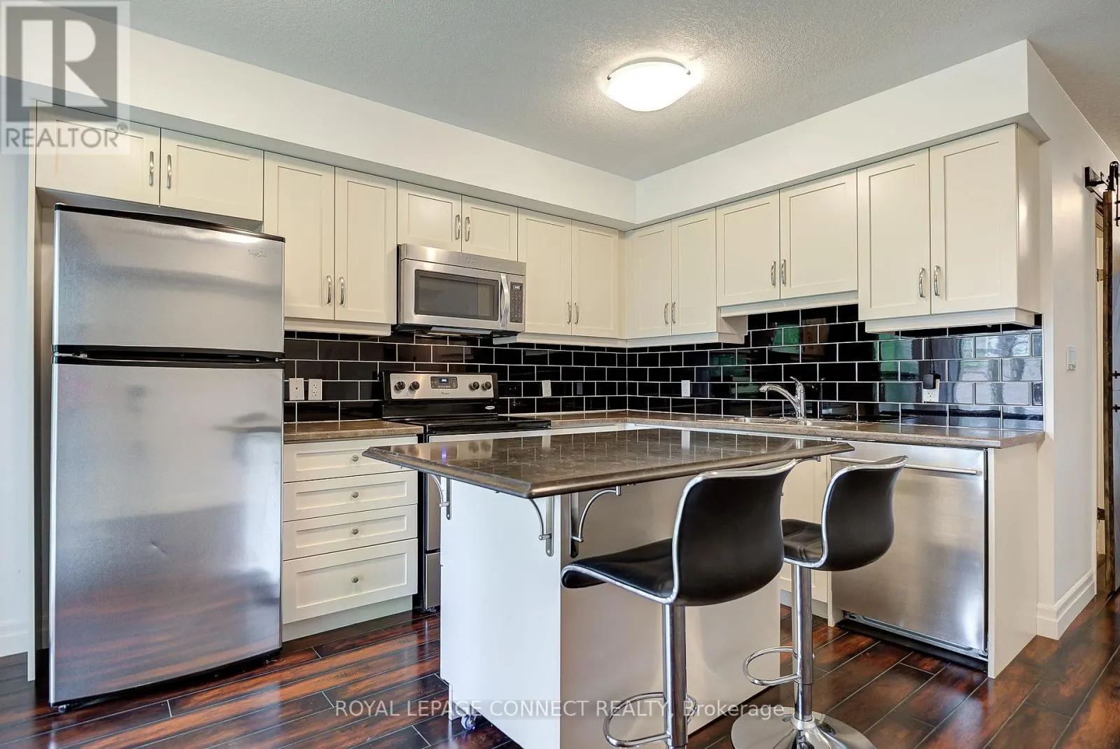 5B - 1180 COUNTRYSTONE DRIVE
