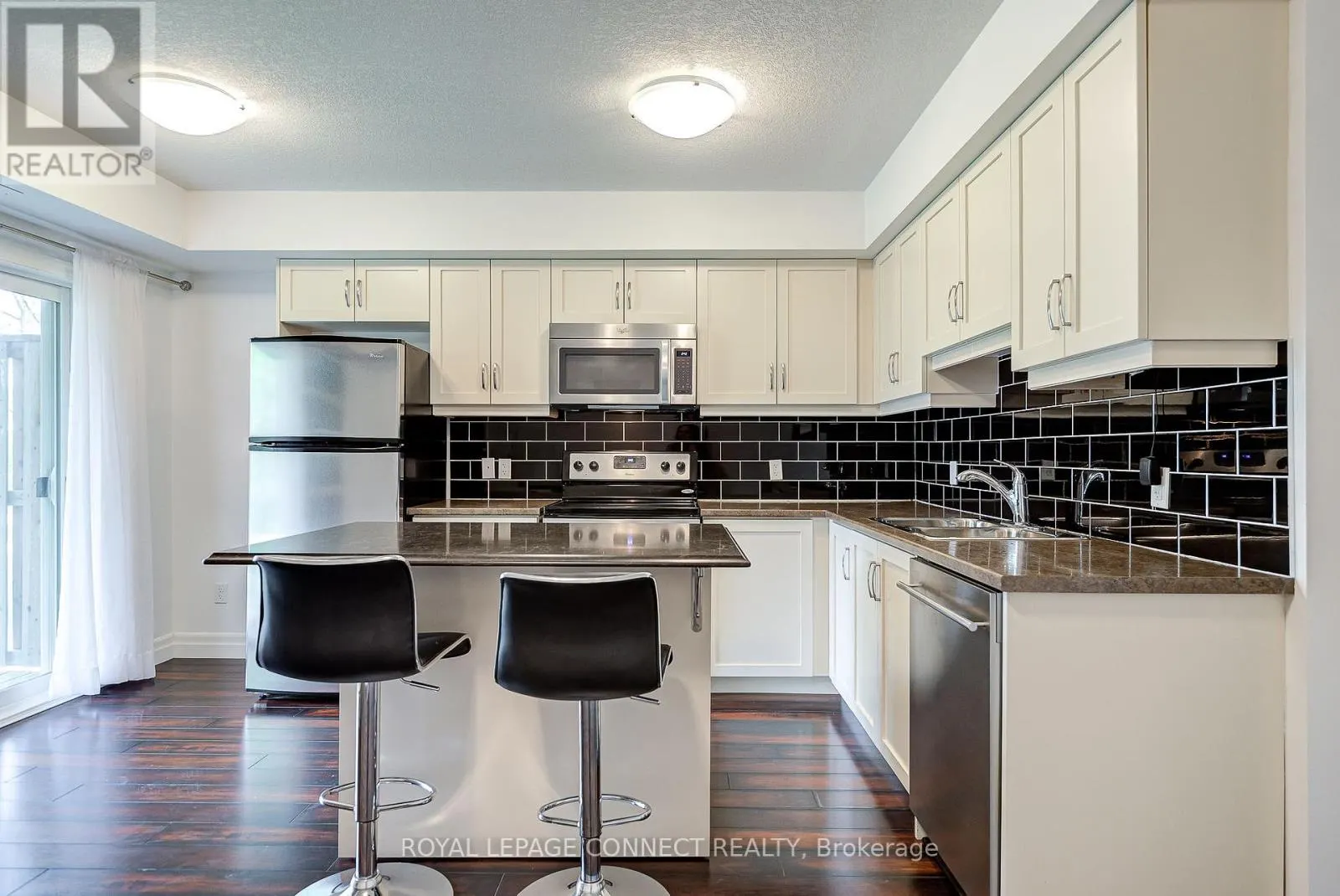5B - 1180 COUNTRYSTONE DRIVE