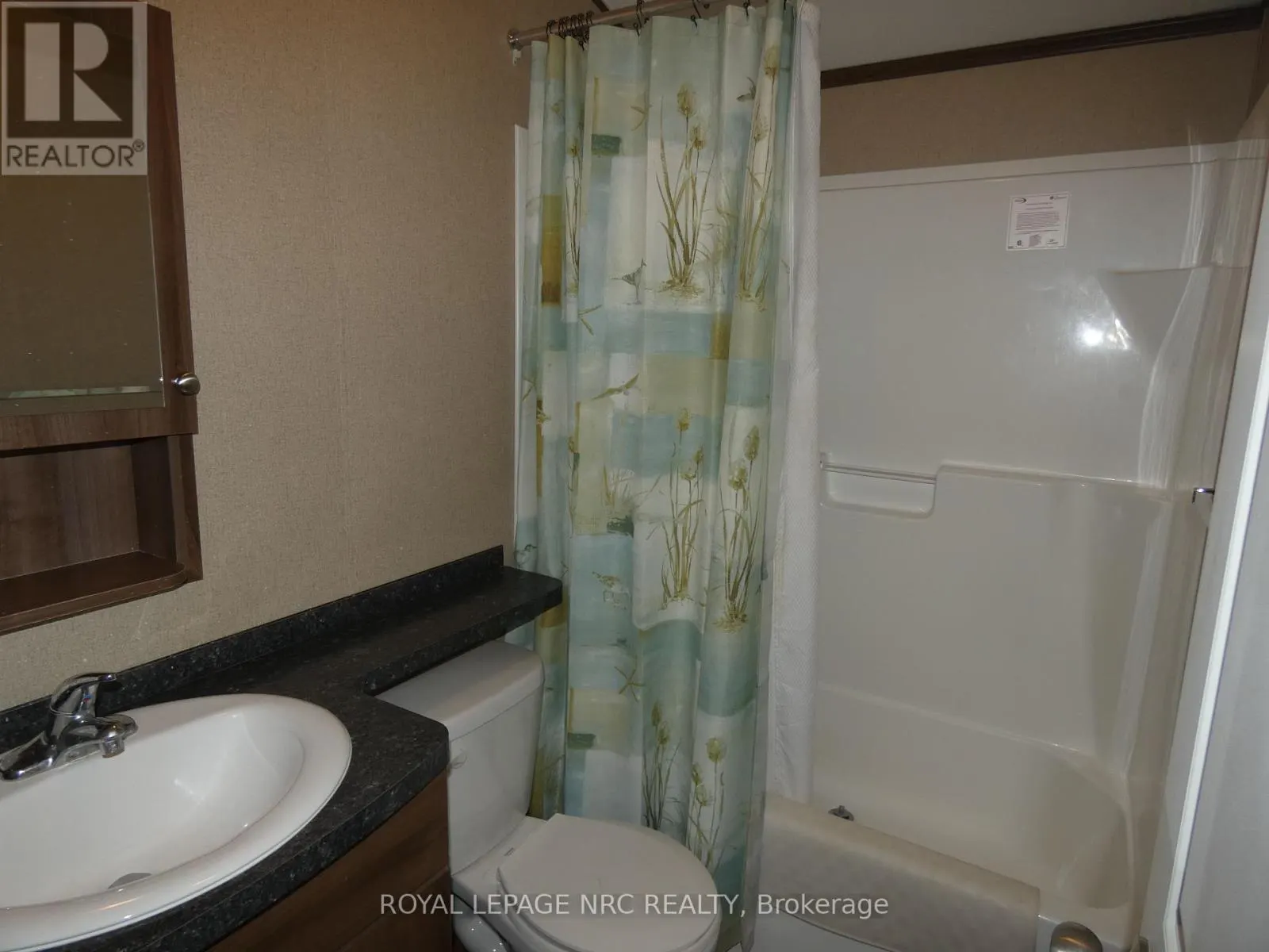 110 - 1501 LINE 8 ROAD, #110