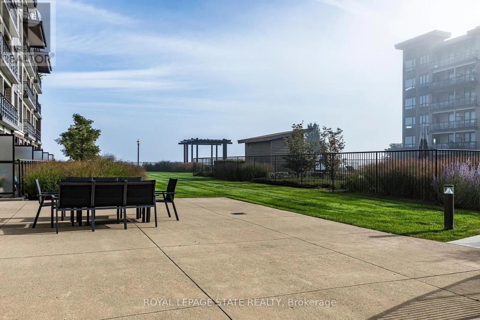 609 - 40 ESPLANADE LANE