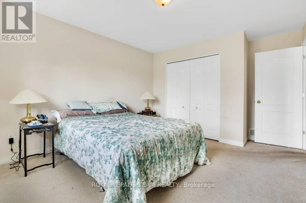 2120 TRAILWOOD DRIVE