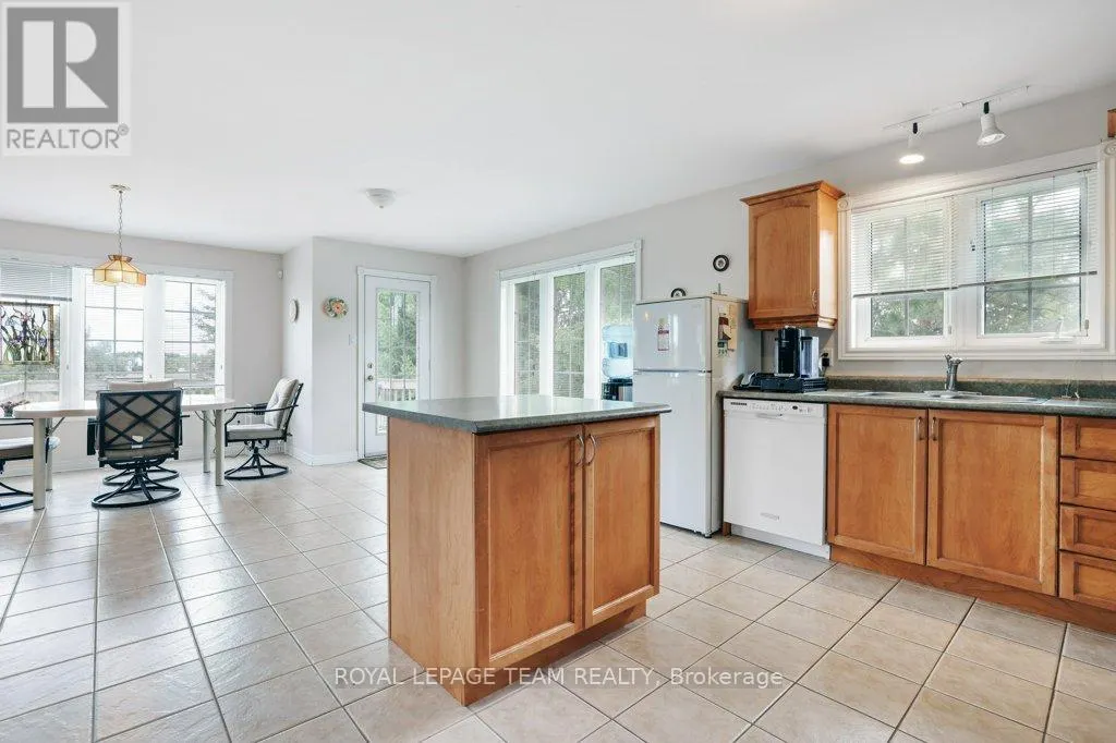 2120 TRAILWOOD DRIVE