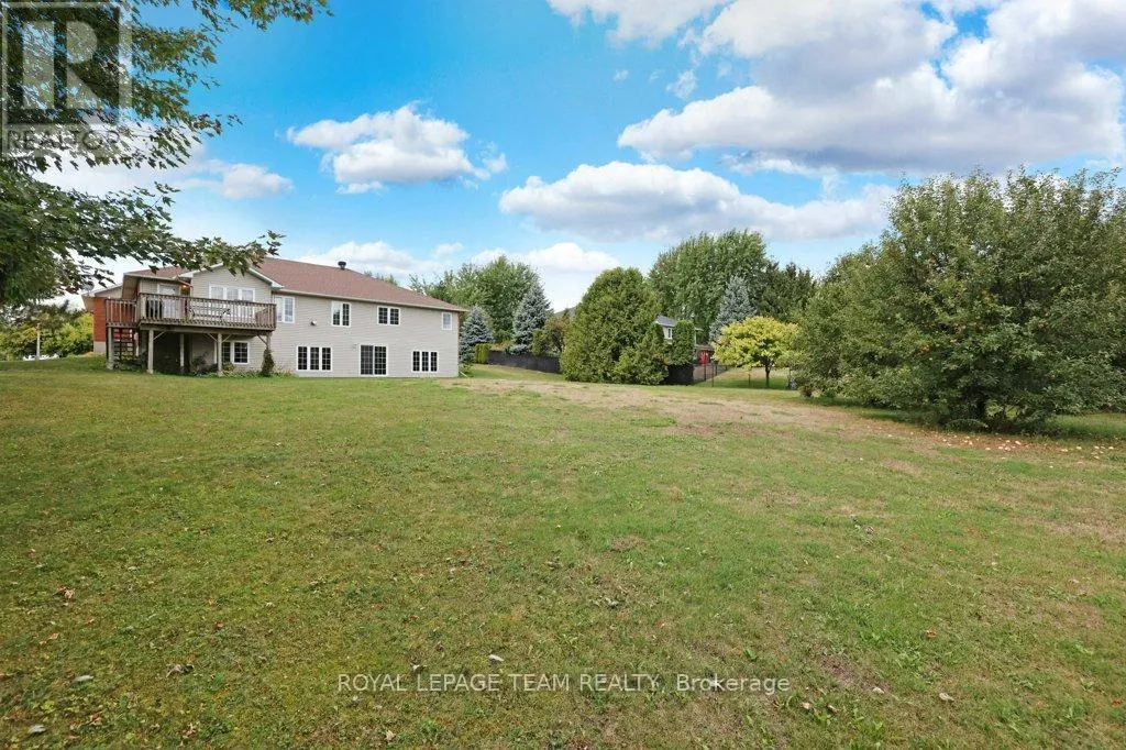 2120 TRAILWOOD DRIVE