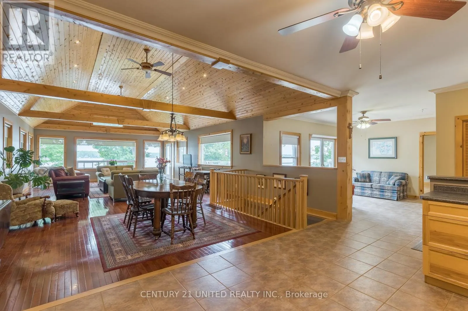 3069 CLEAR LAKE ROAD W