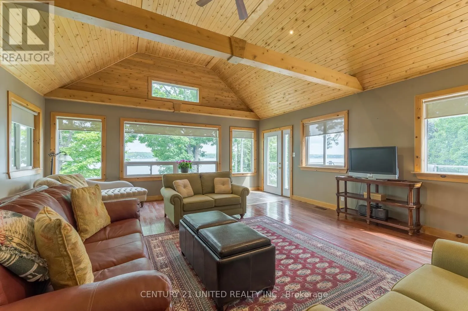 3069 CLEAR LAKE ROAD W