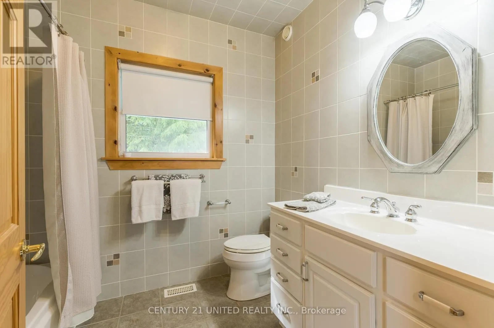 3069 CLEAR LAKE ROAD W