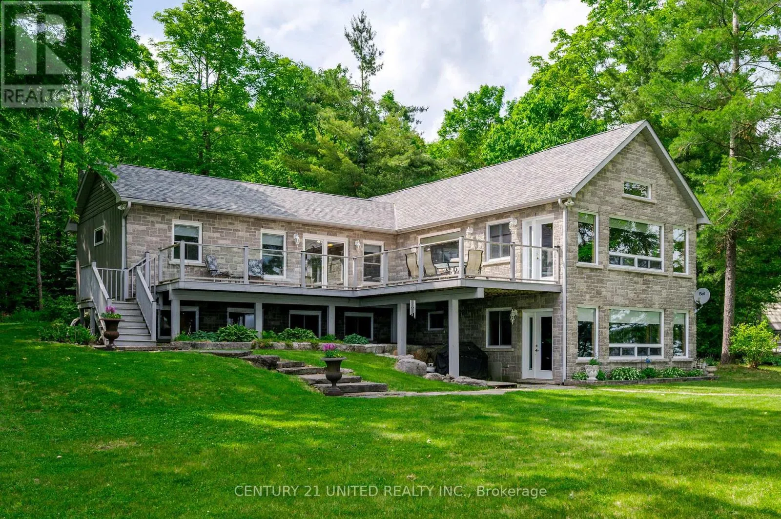 3069 CLEAR LAKE ROAD W