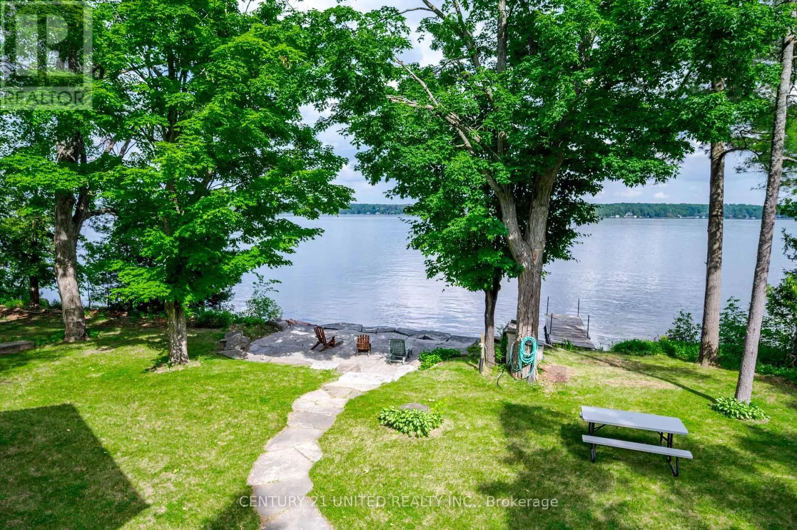 3069 CLEAR LAKE ROAD W