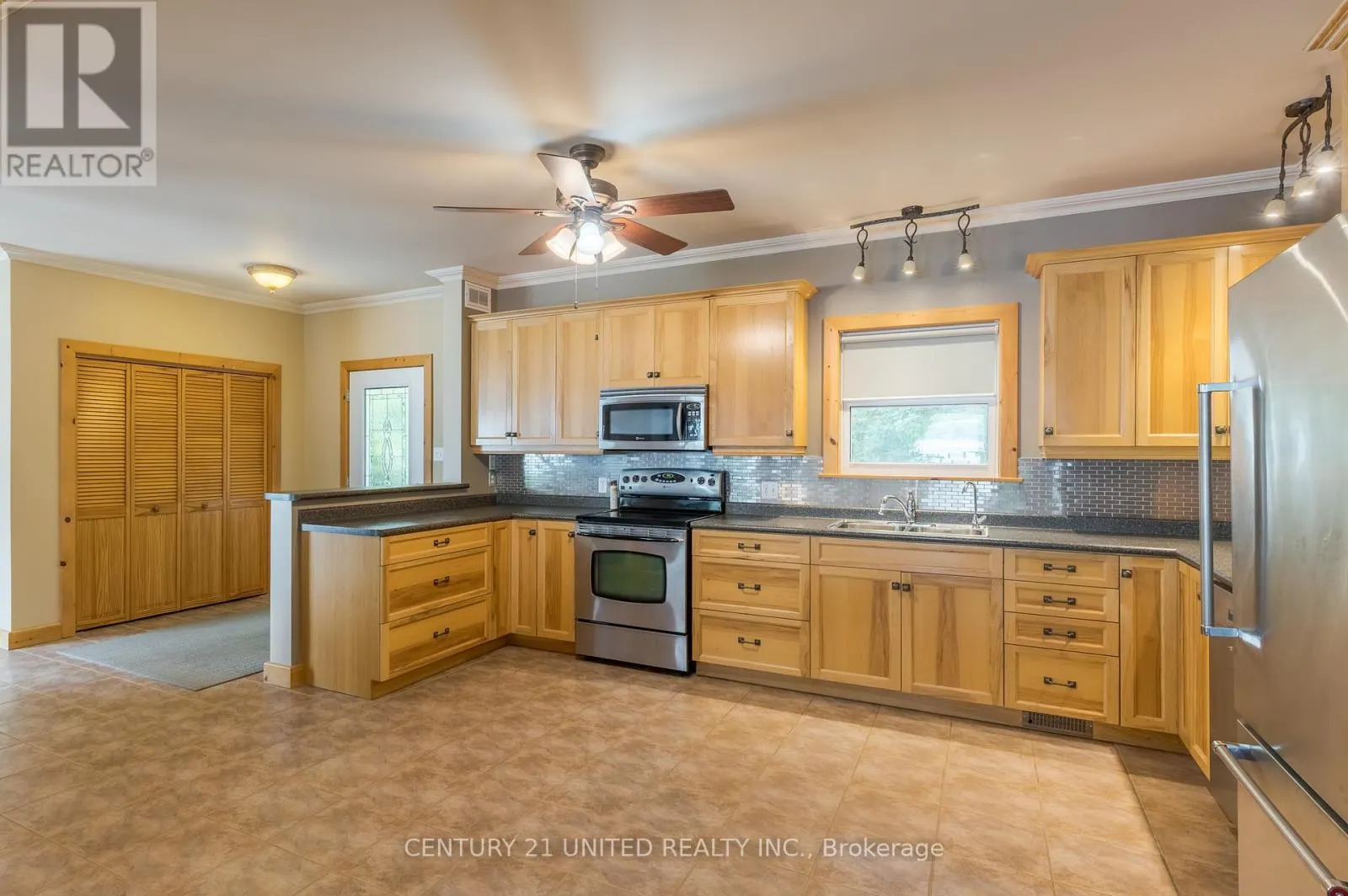 3069 CLEAR LAKE ROAD W