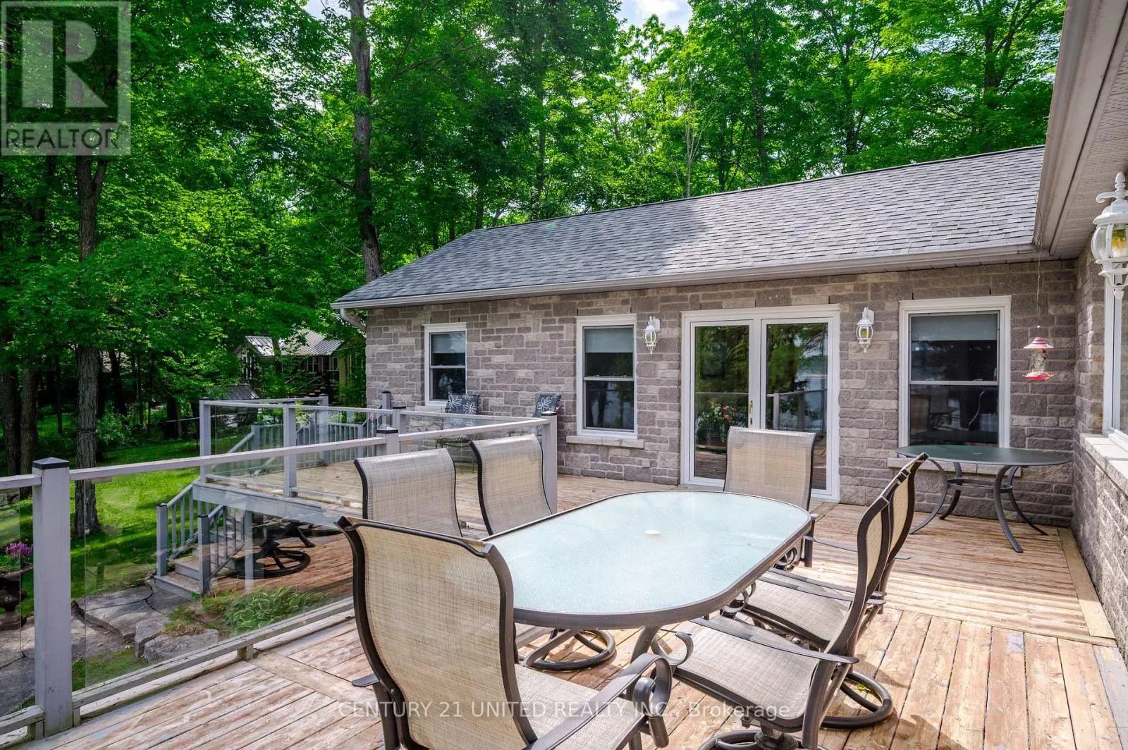 3069 CLEAR LAKE ROAD W