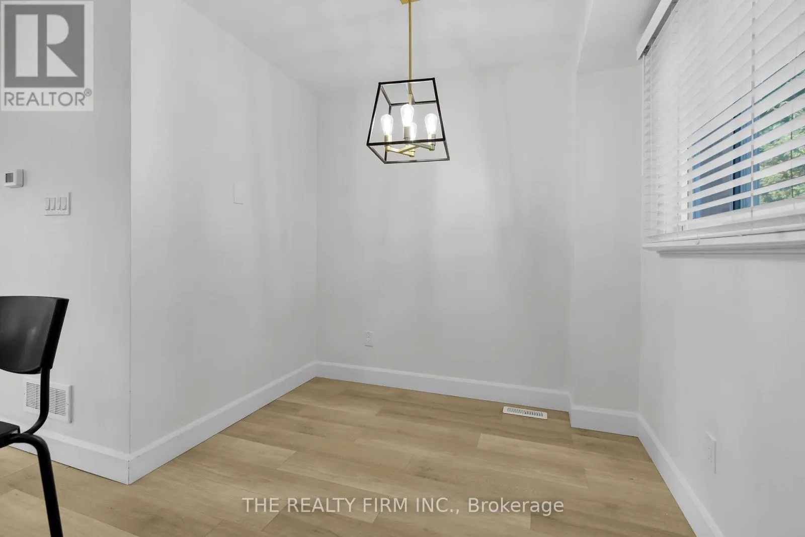 20 - 75 GATEWOOD PLACE S, #20