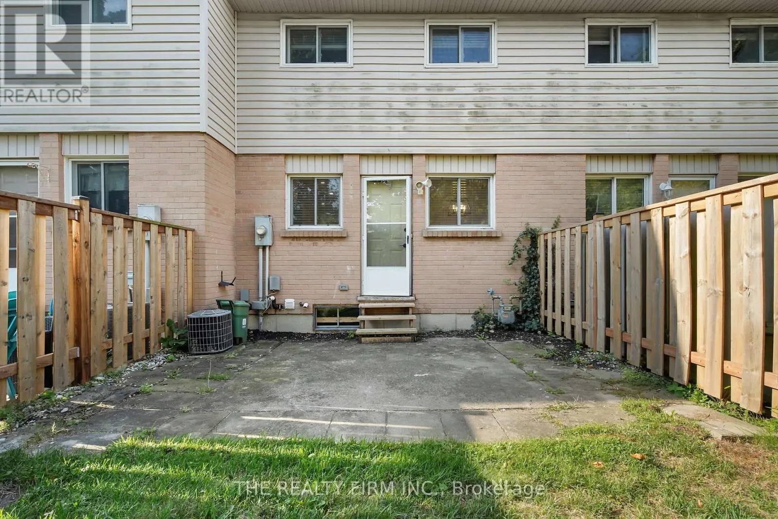 20 - 75 GATEWOOD PLACE S, #20