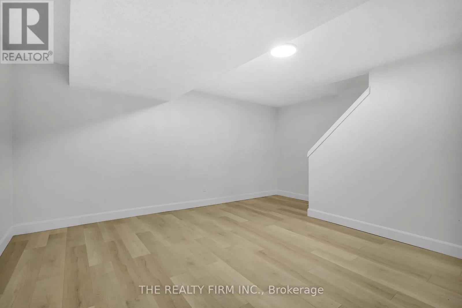 20 - 75 GATEWOOD PLACE S, #20