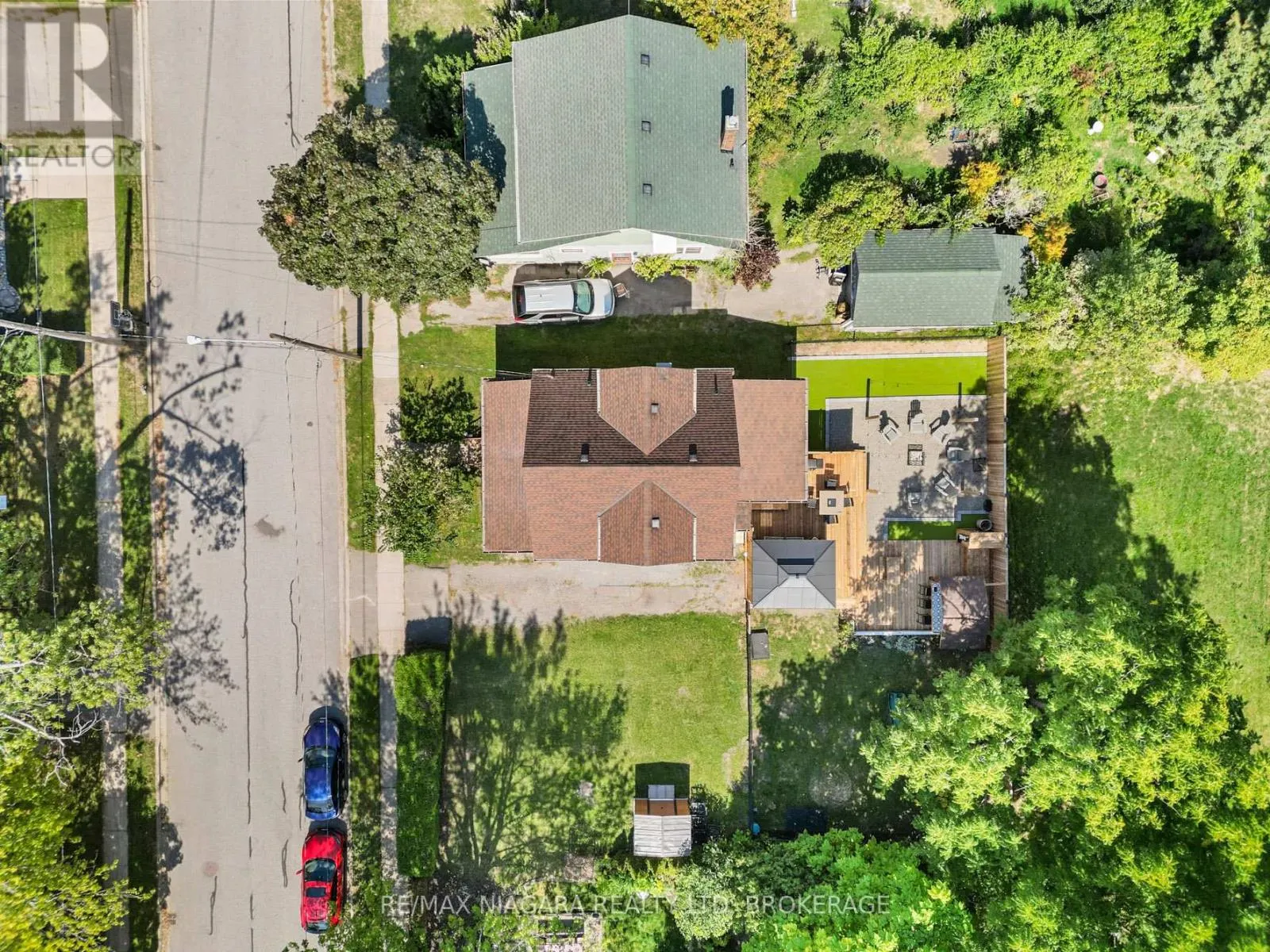 80 ROBINSON STREET
