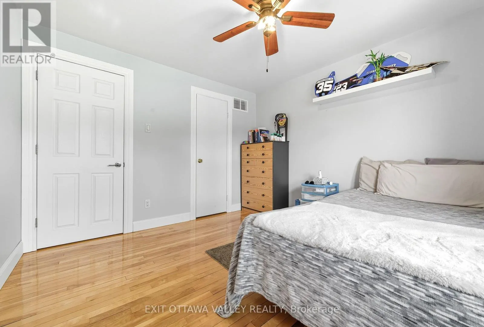 6 FARADAY CRESCENT