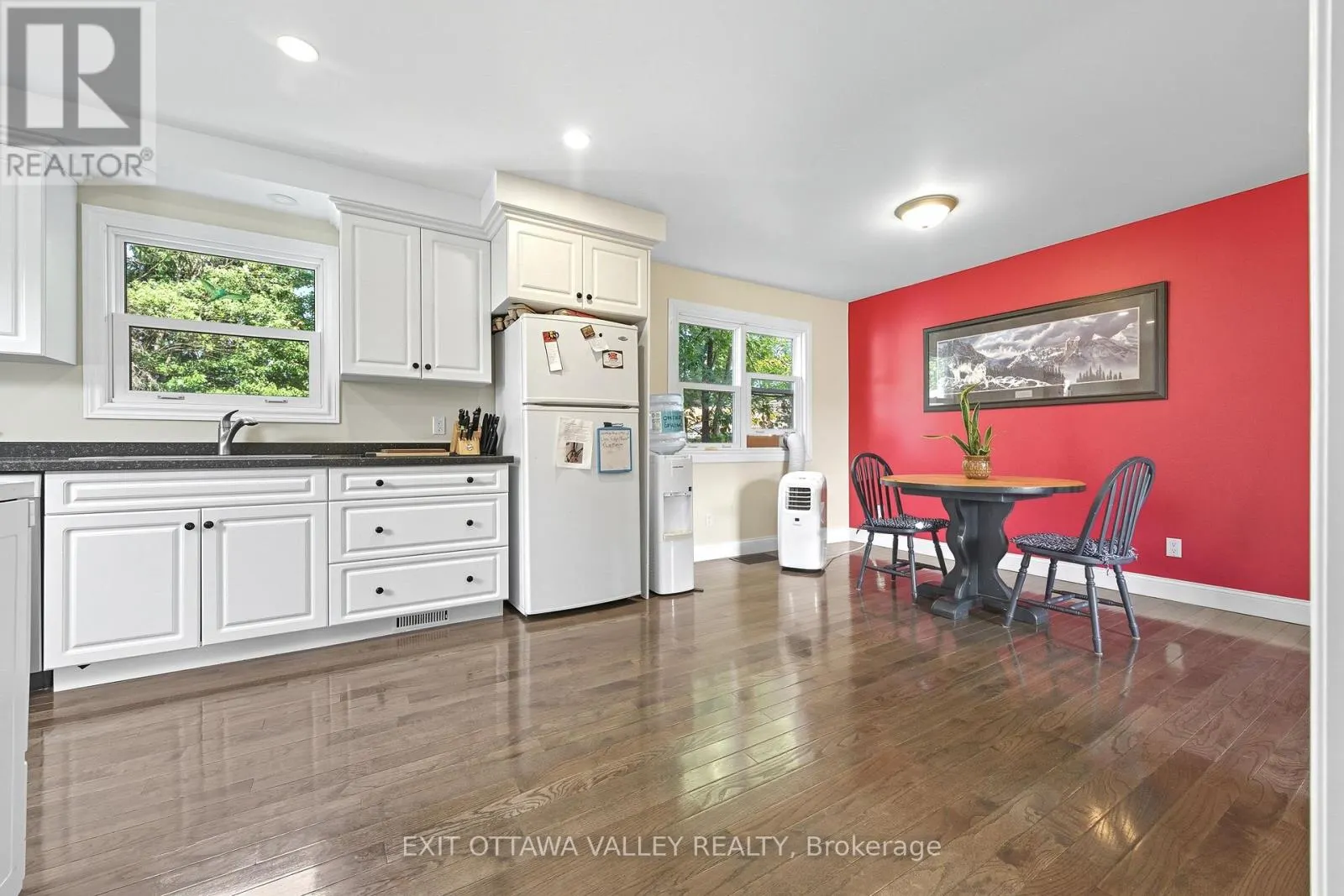 6 FARADAY CRESCENT
