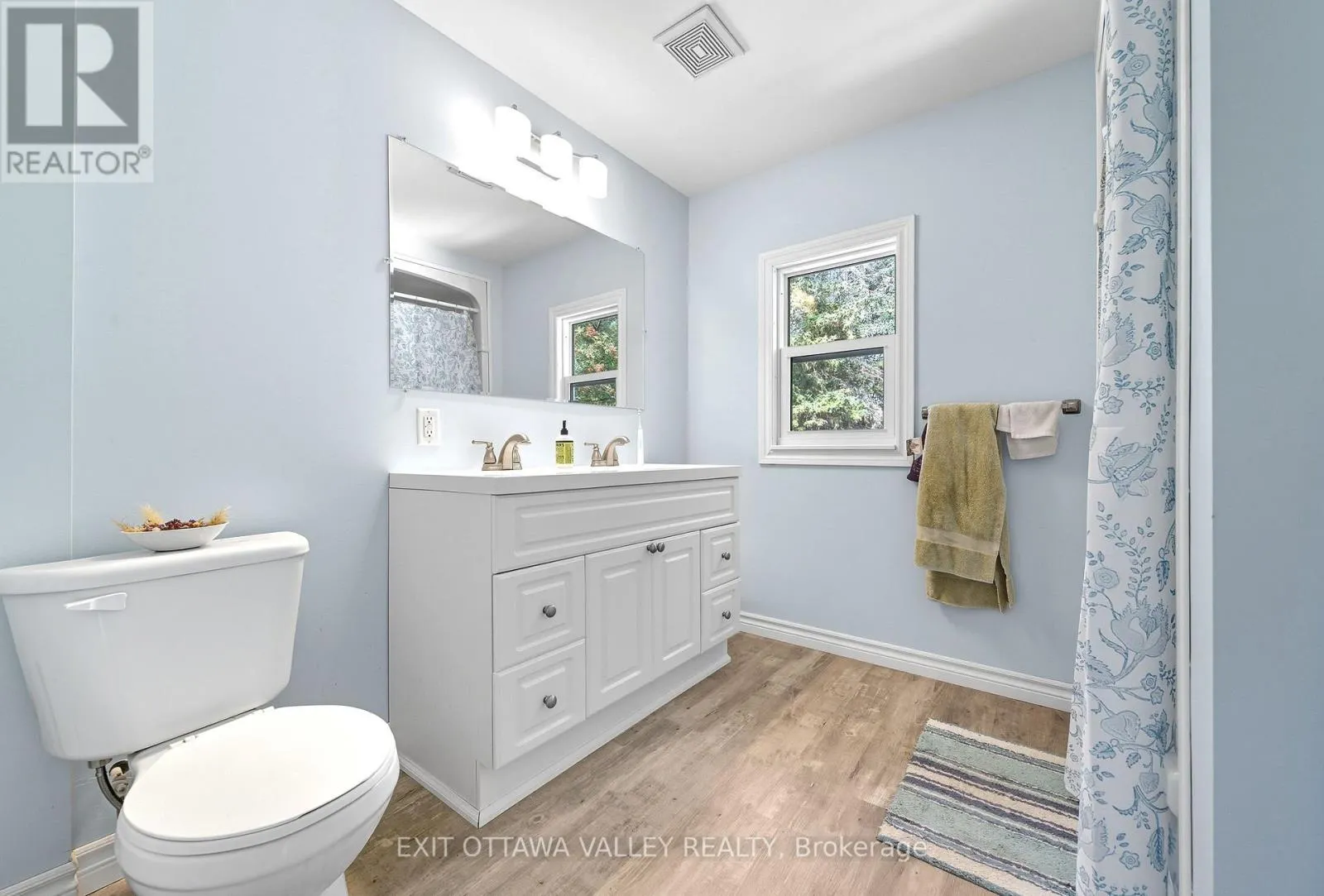 6 FARADAY CRESCENT