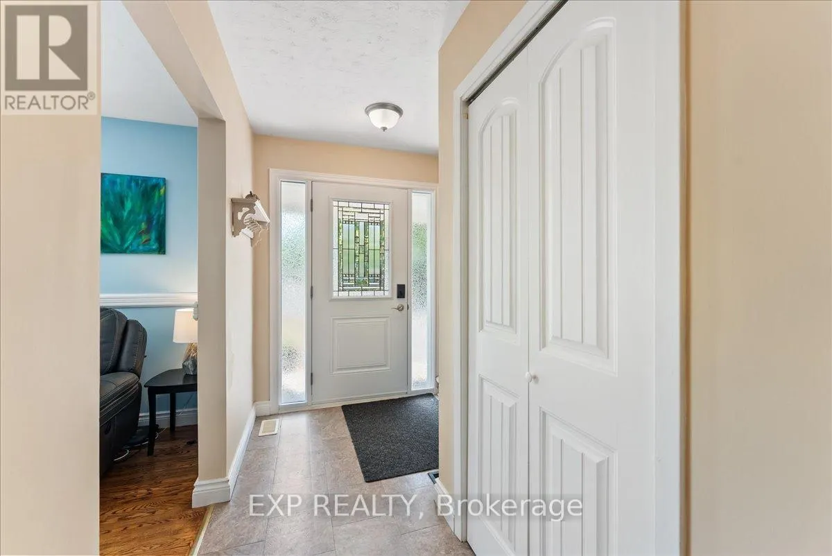 822 FOXE STREET