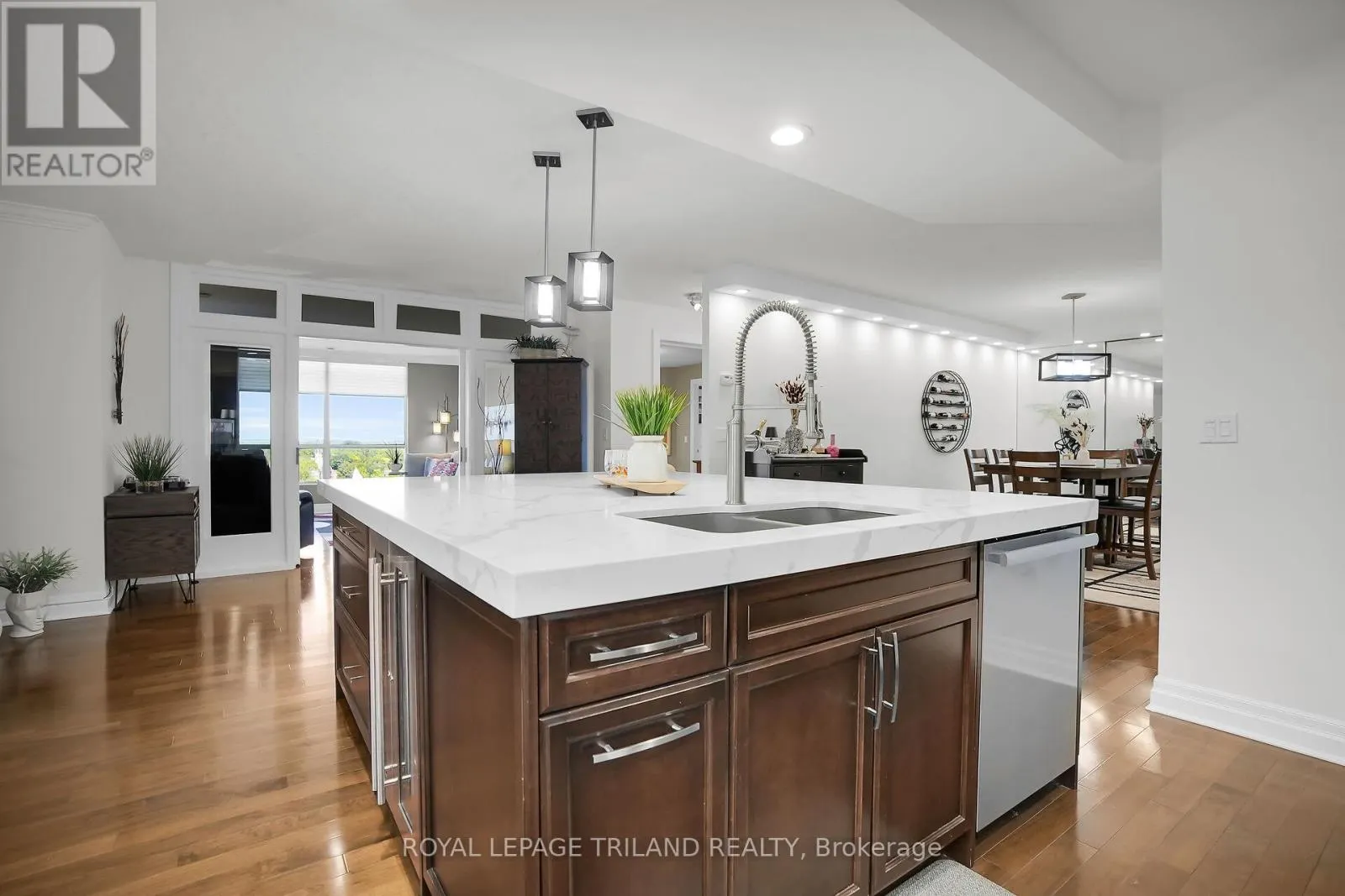 1206 - 250 PALL MALL STREET, #1206