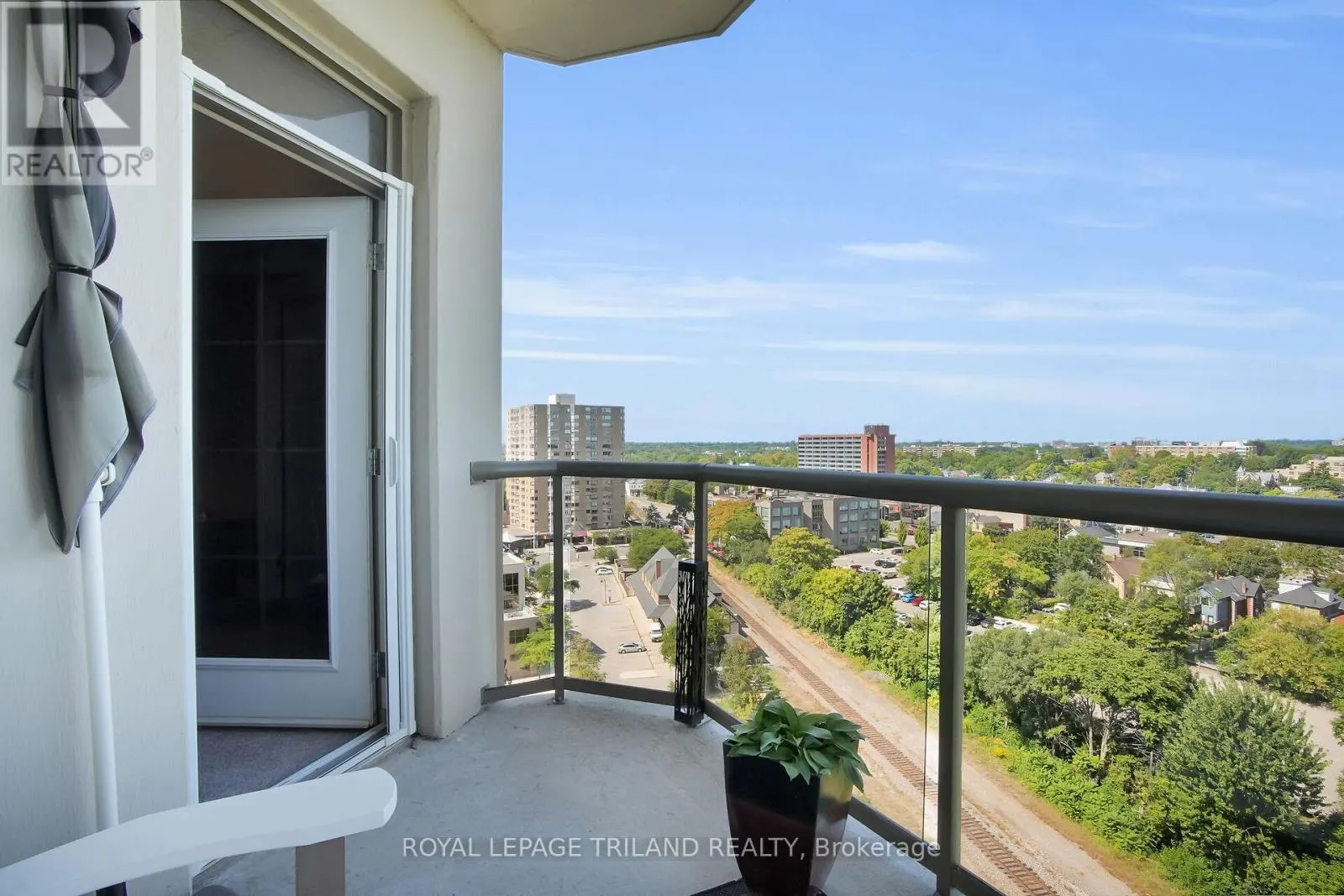 1206 - 250 PALL MALL STREET, #1206