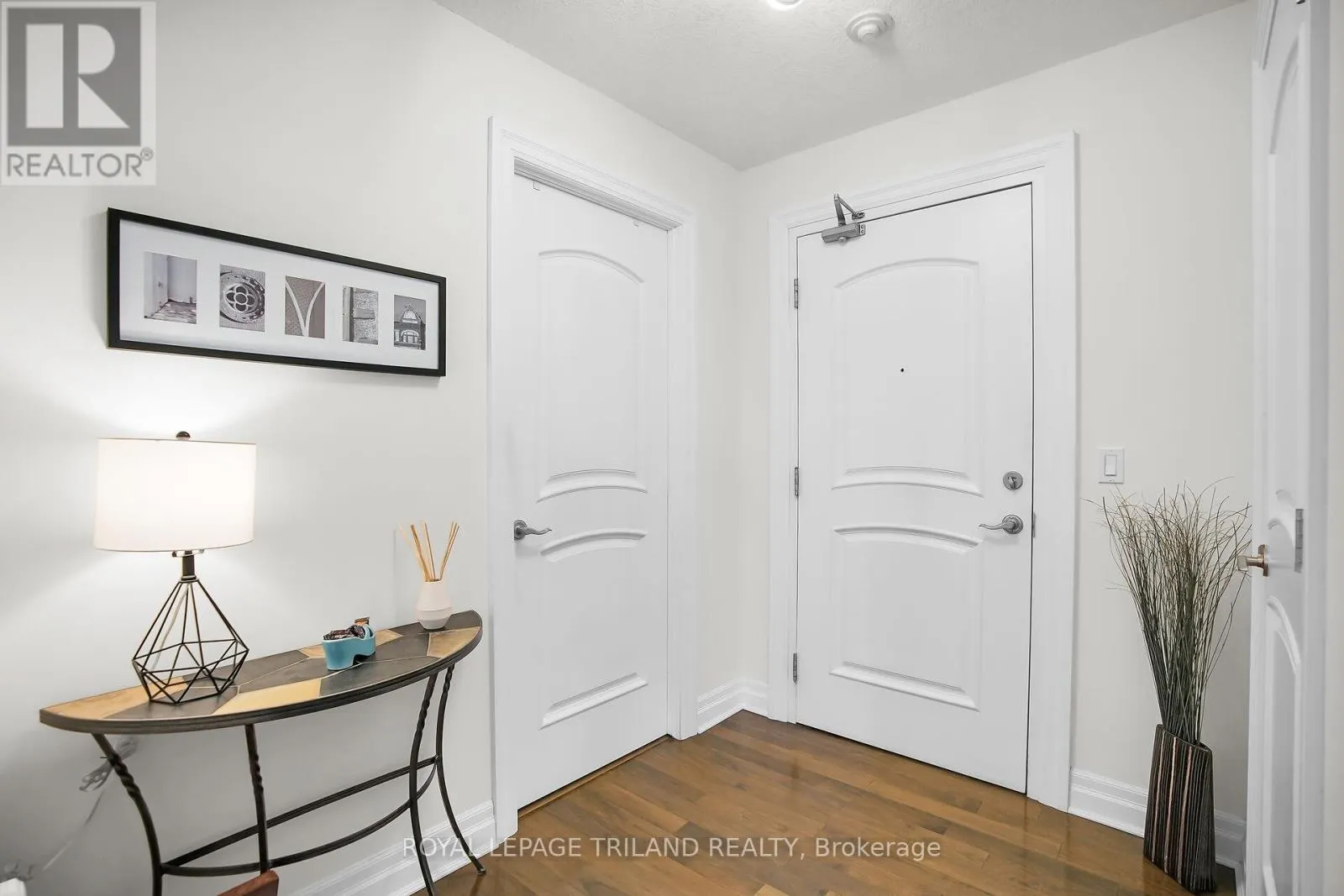 1206 - 250 PALL MALL STREET, #1206
