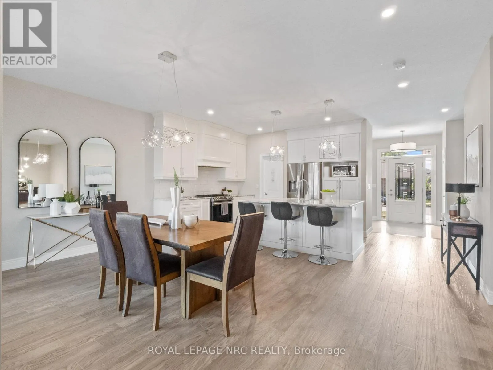 110 NORTH VALLEY DRIVE