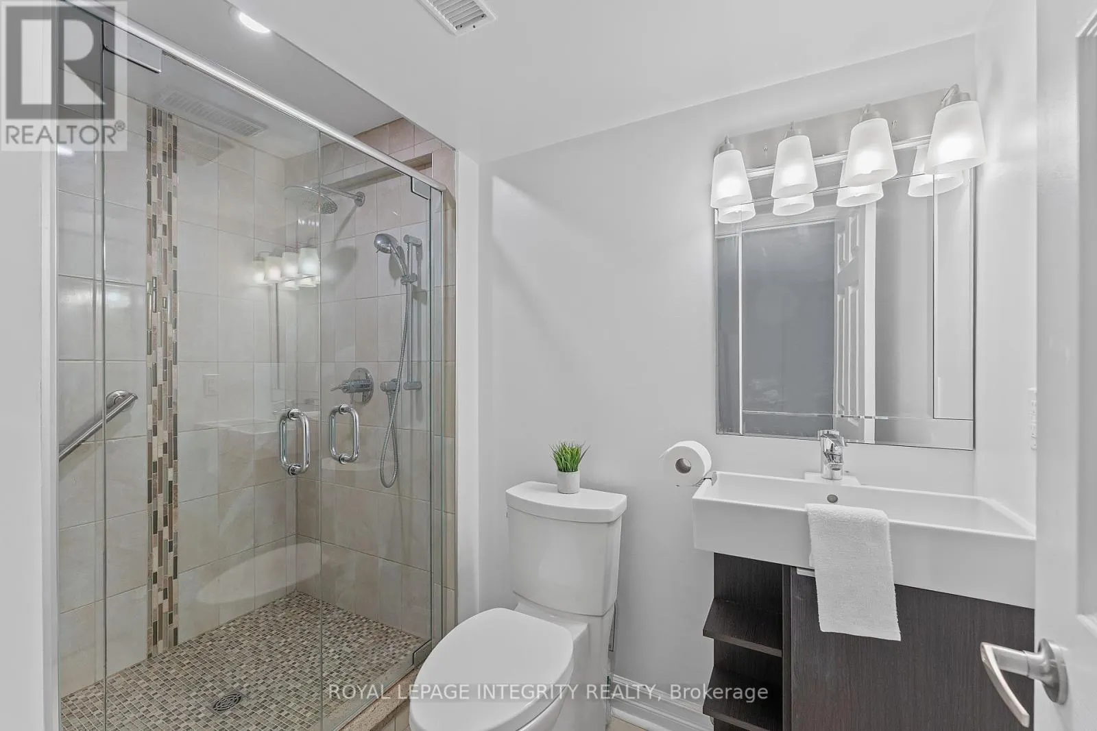 1893 RIDEAU ROAD