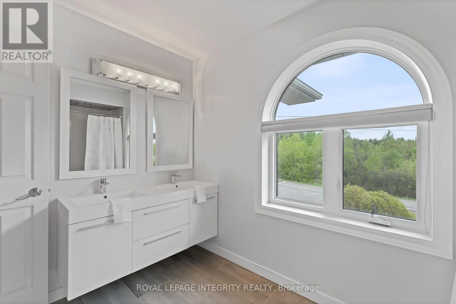 1893 RIDEAU ROAD