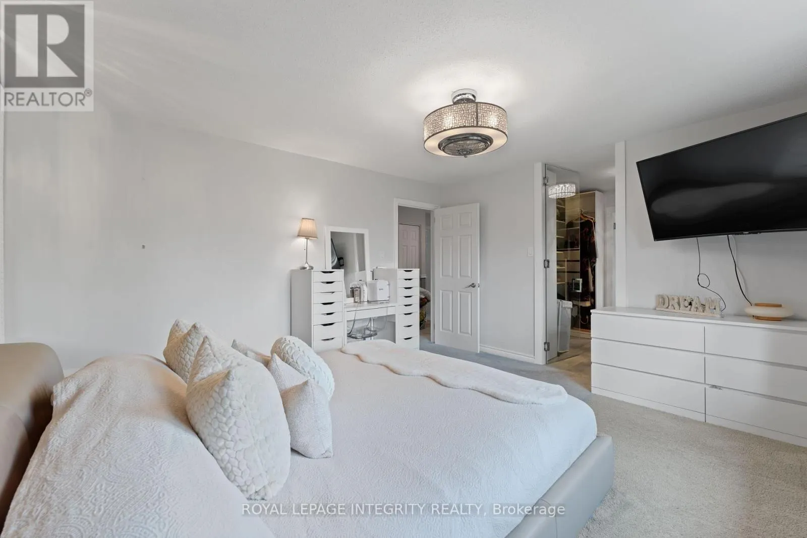 1893 RIDEAU ROAD