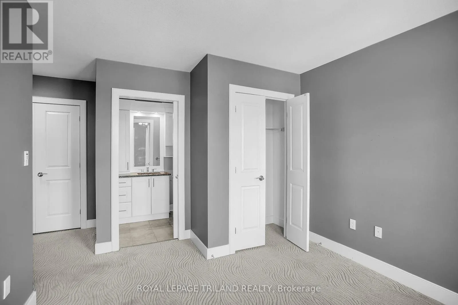 401 - 340 SUGARCREEK TRAIL, #401