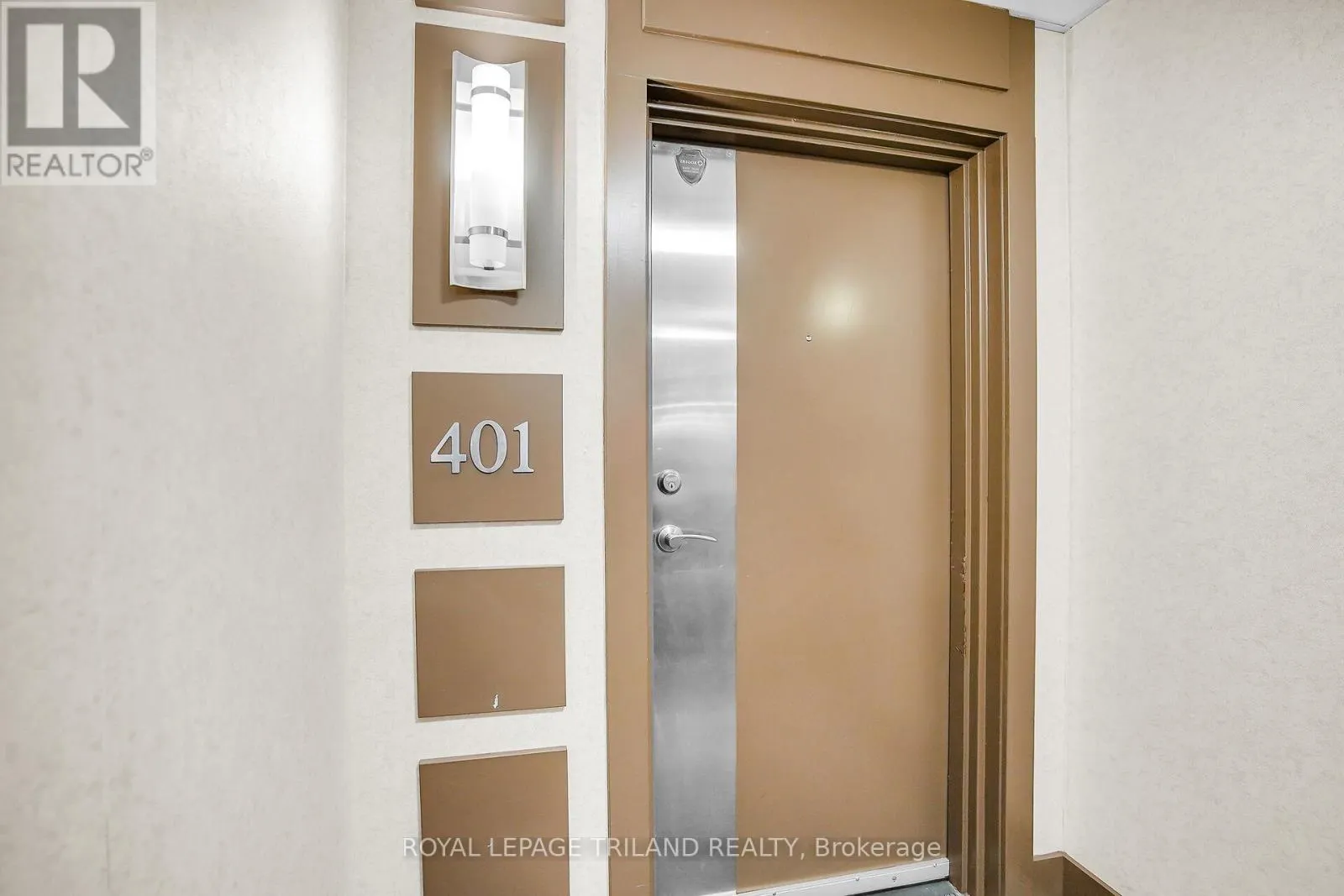 401 - 340 SUGARCREEK TRAIL, #401