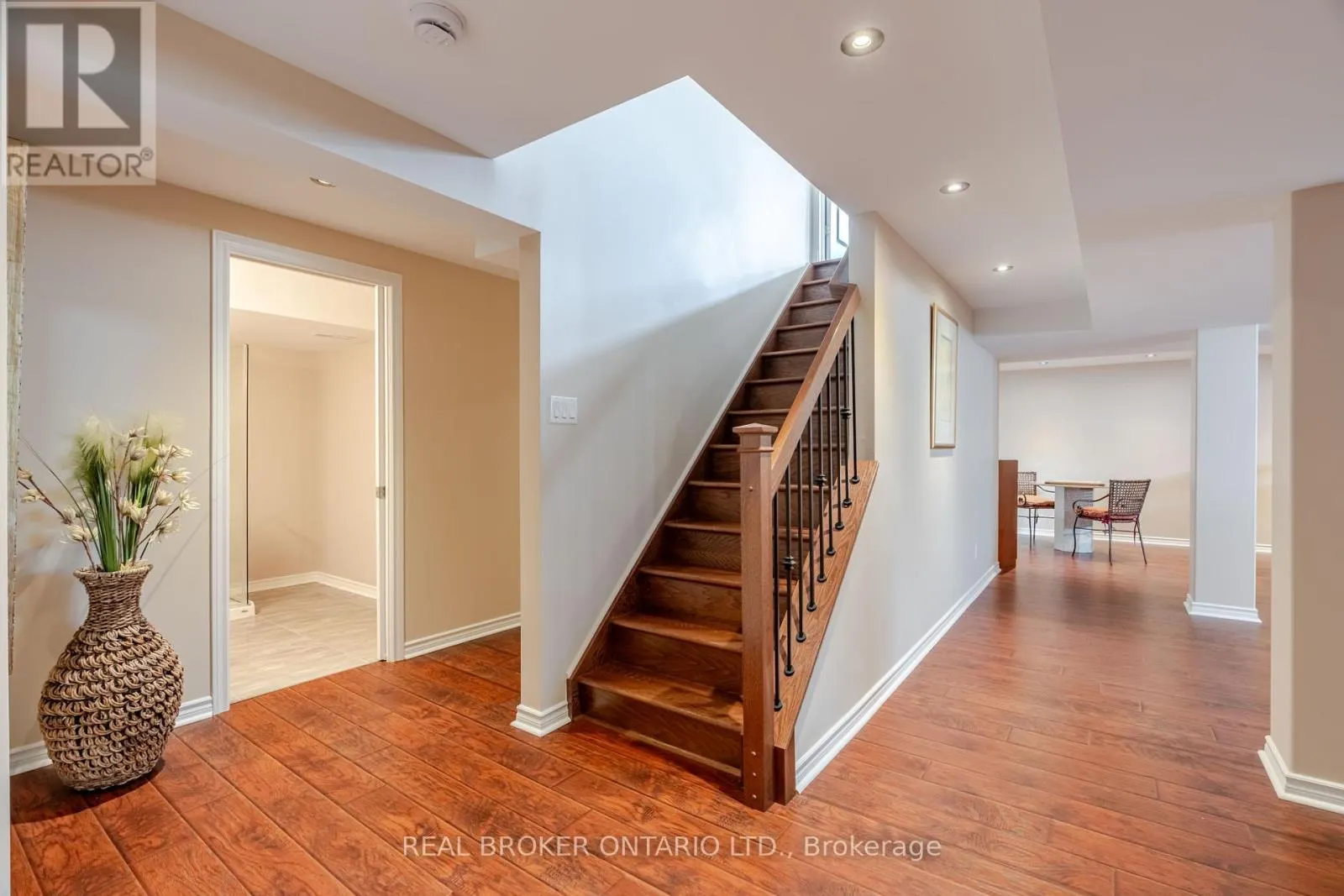 49 ALLANFORD AVENUE