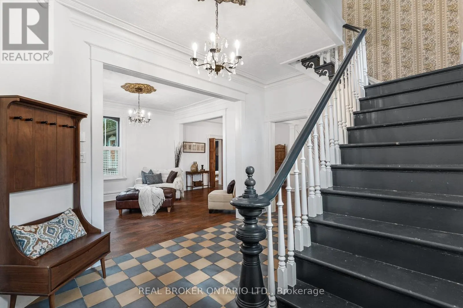 74 LAKE AVENUE W