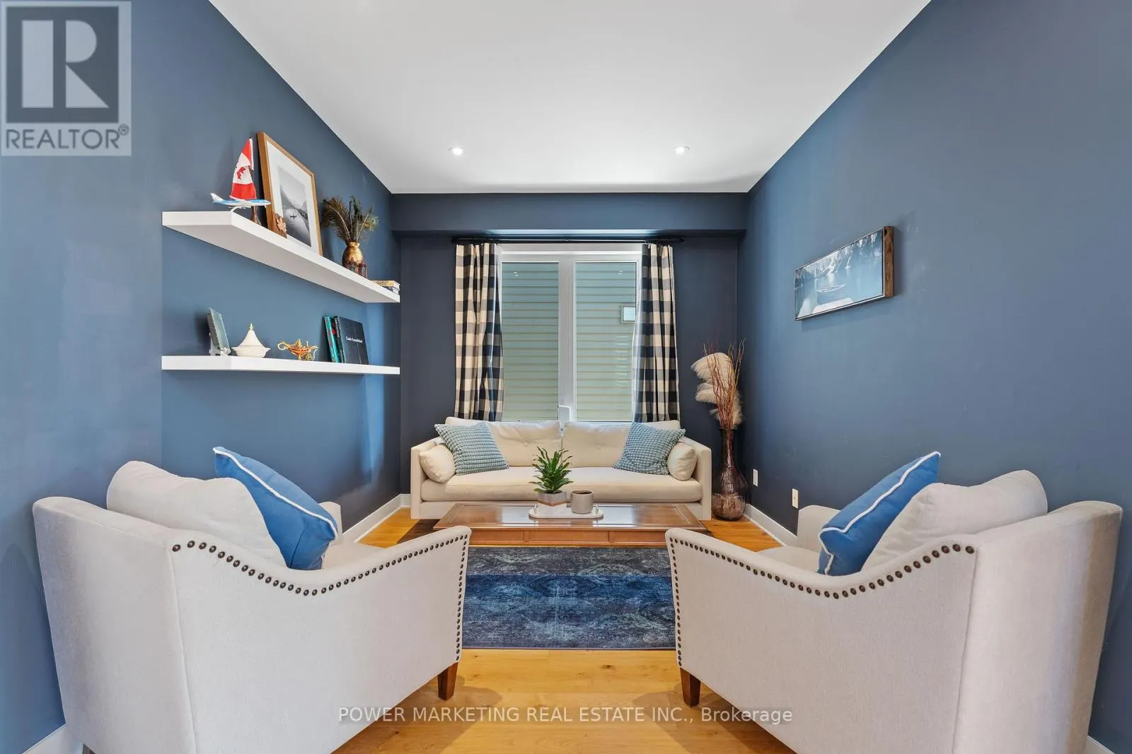 537 COMPASS STREET