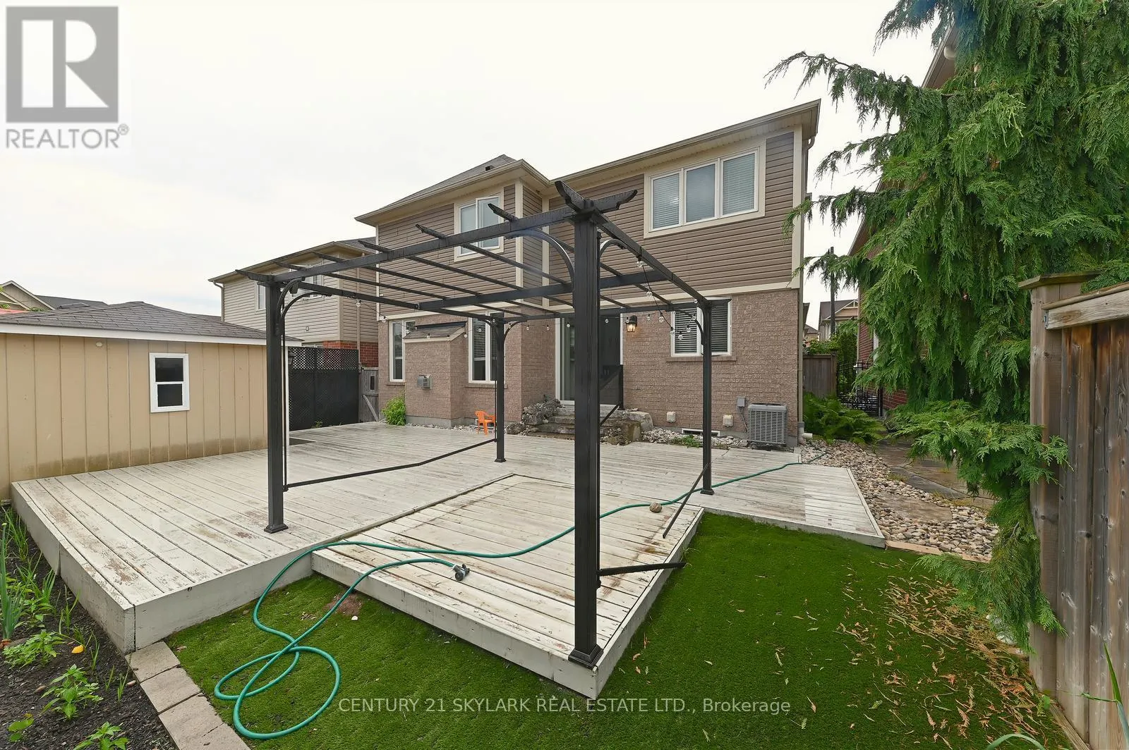 24 DALTON DRIVE