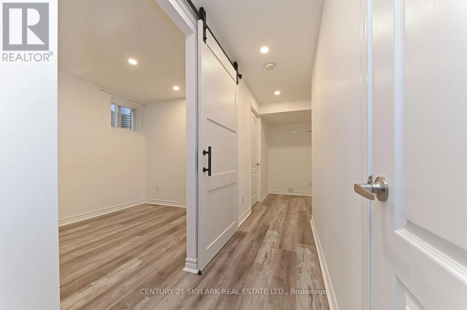 24 DALTON DRIVE