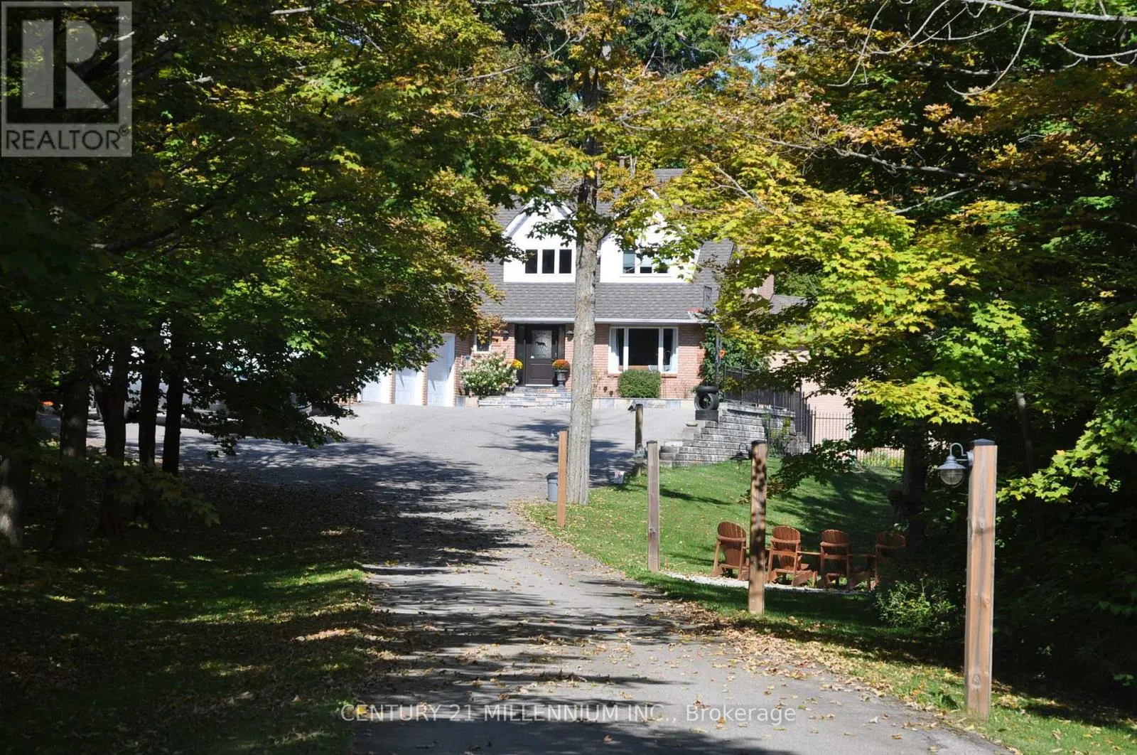 7 ERINWOOD DRIVE