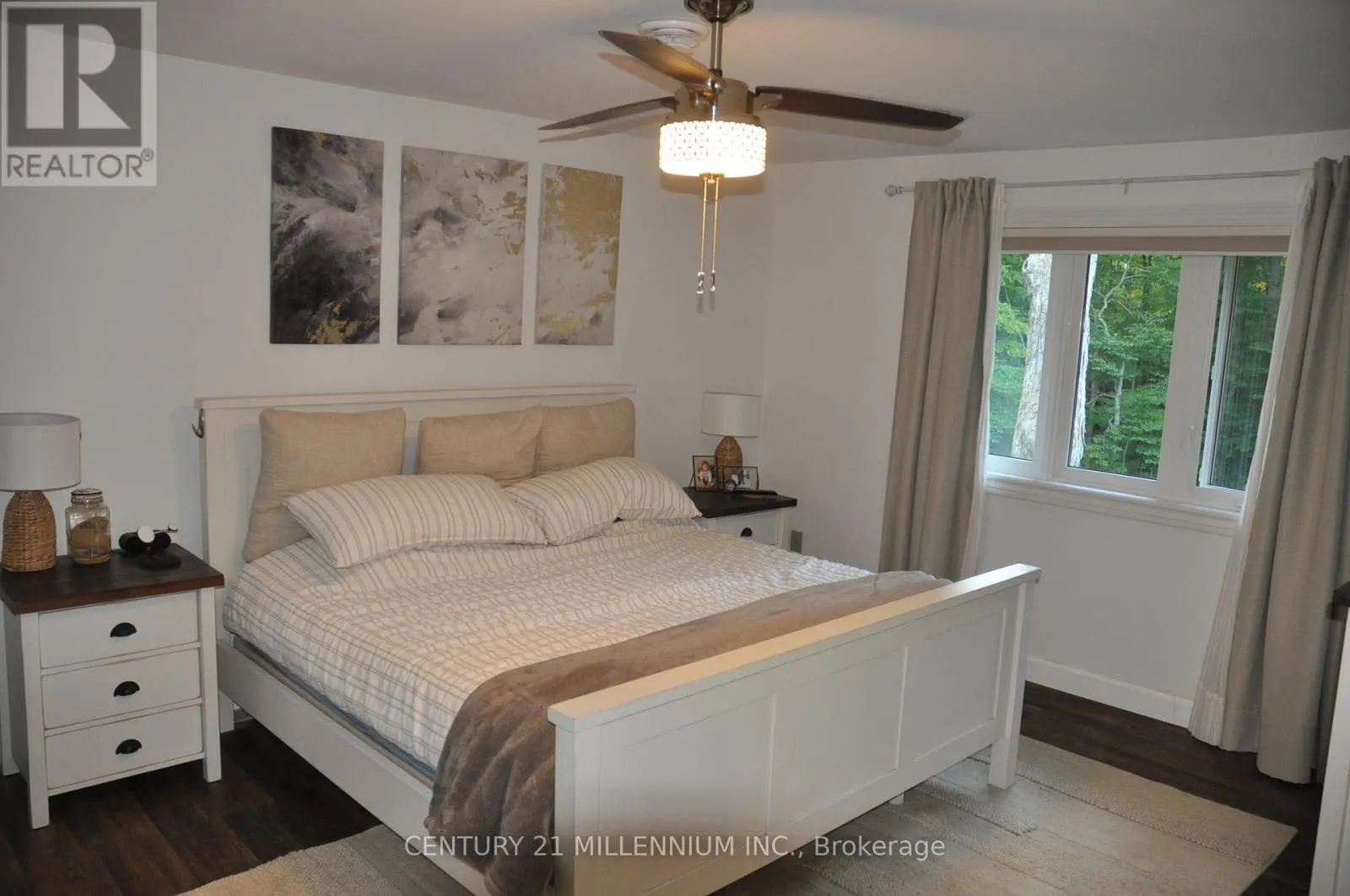 7 ERINWOOD DRIVE