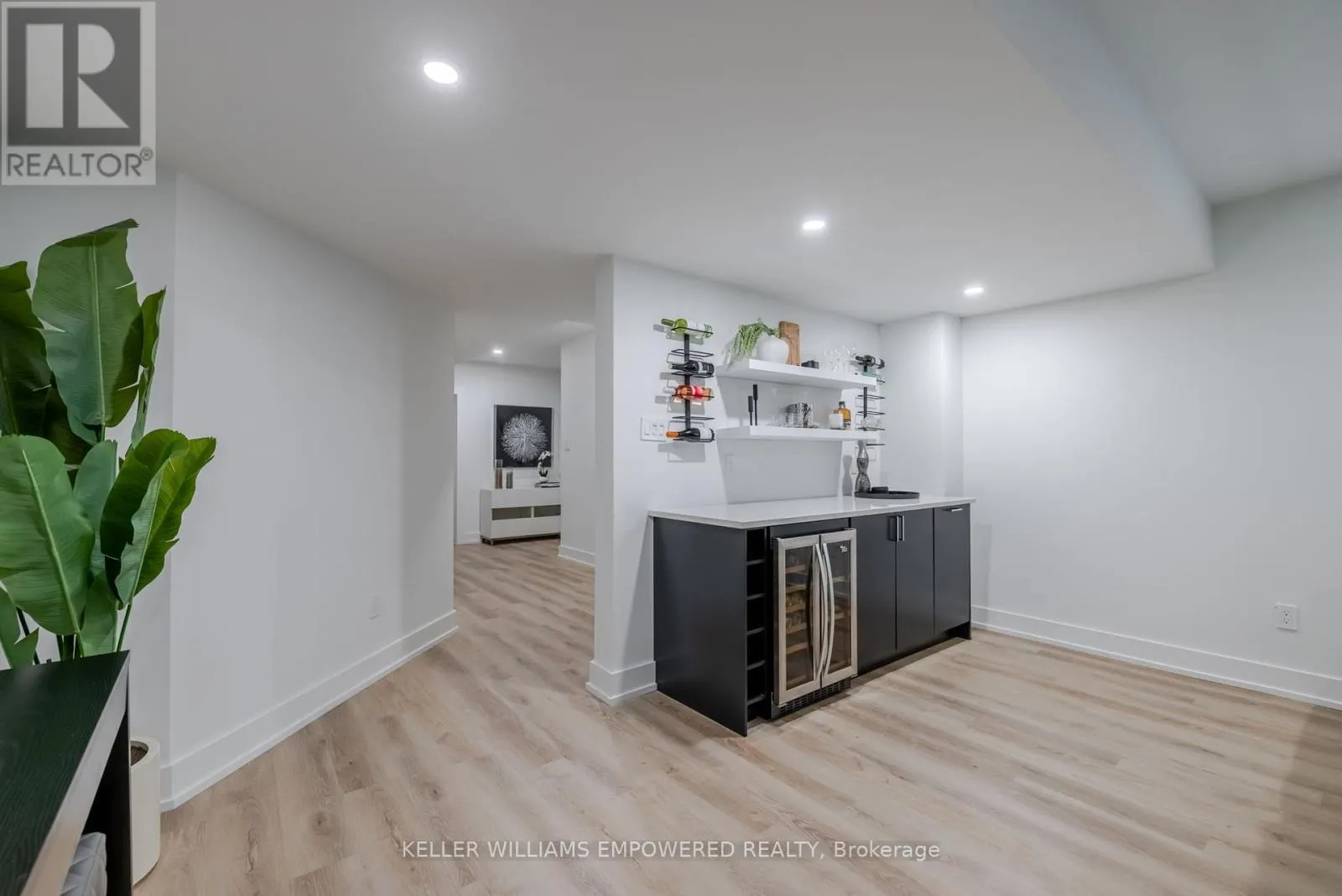 1611 UPPER WEST AVENUE