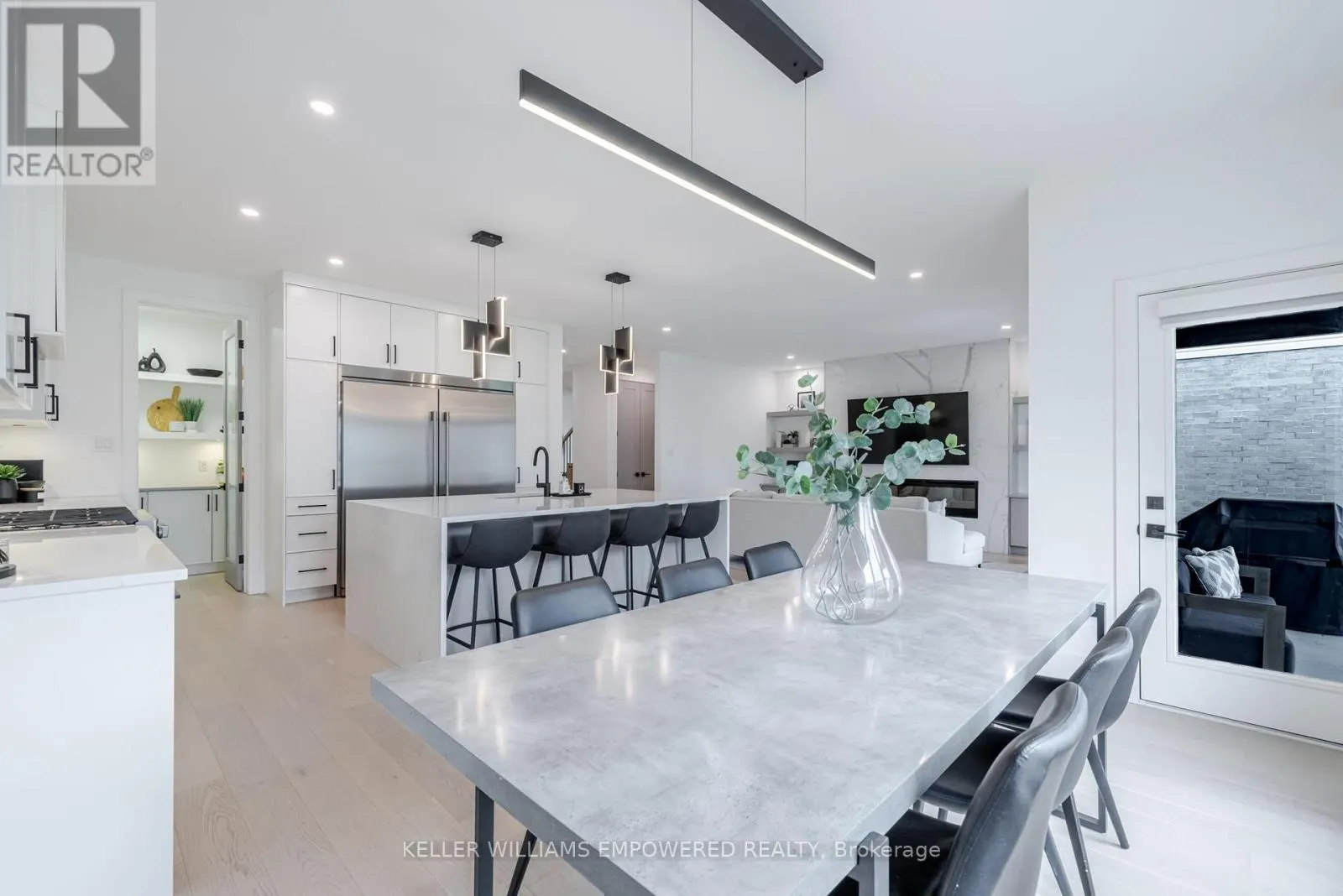 1611 UPPER WEST AVENUE