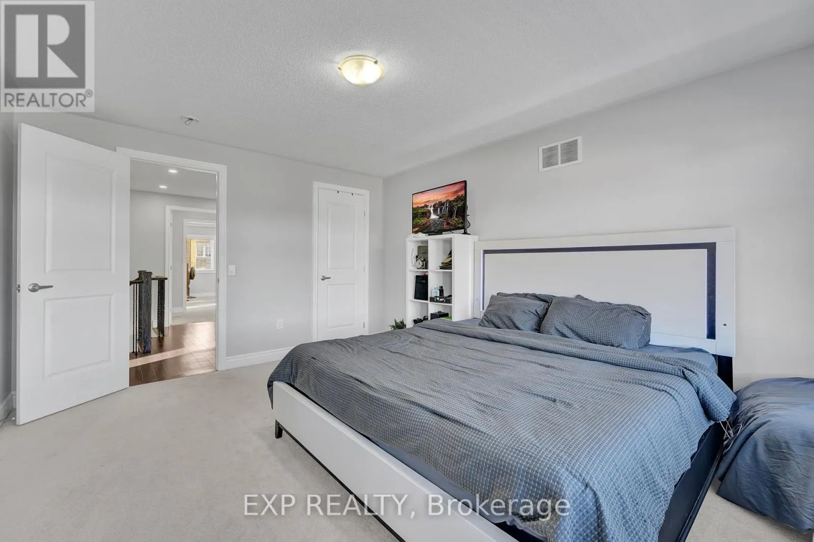 146 WHITTINGTON DRIVE