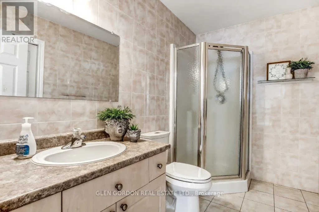48 - 1077 HAMILTON ROAD, #48