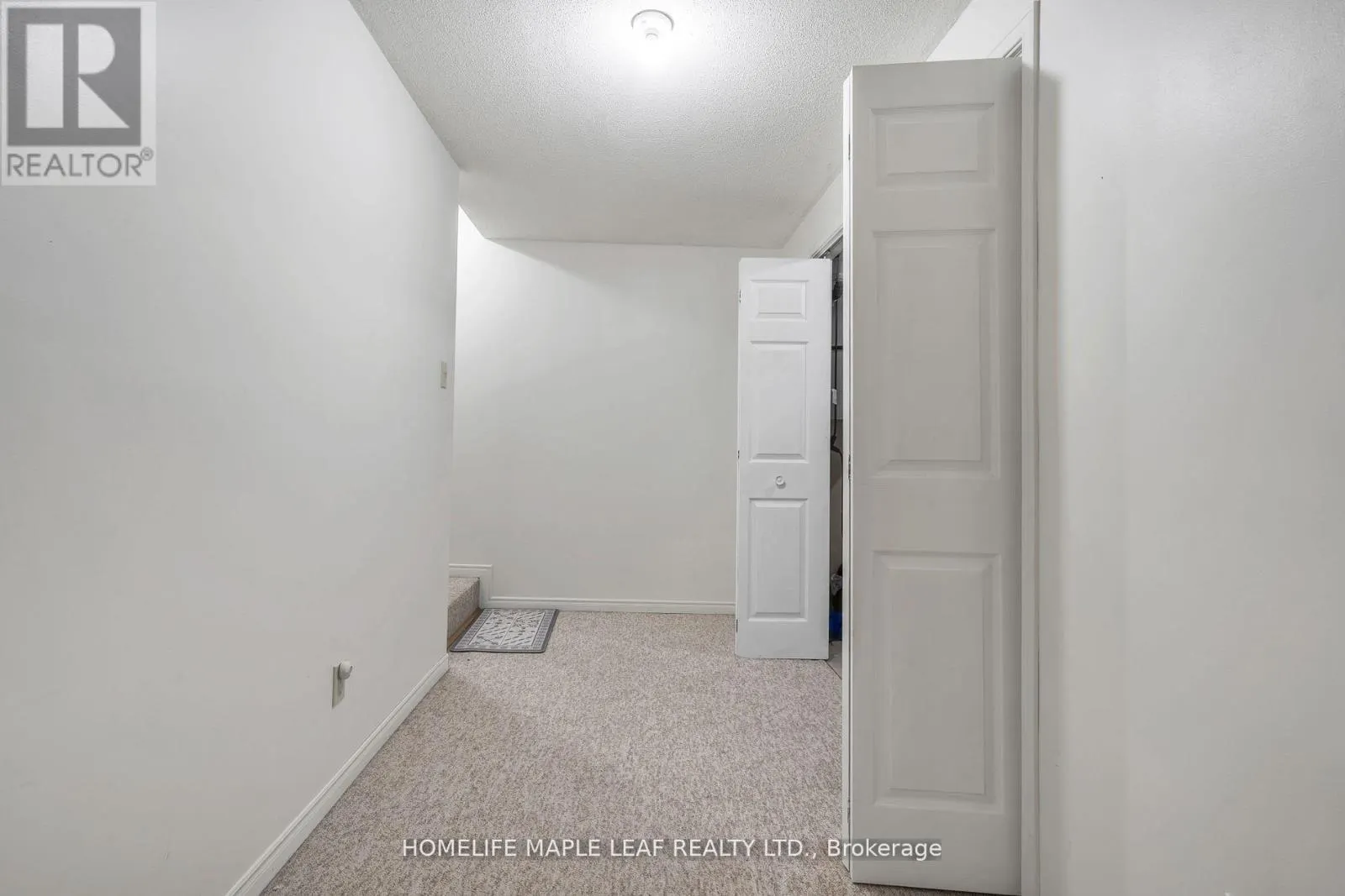 28 - 308 CONWAY DRIVE