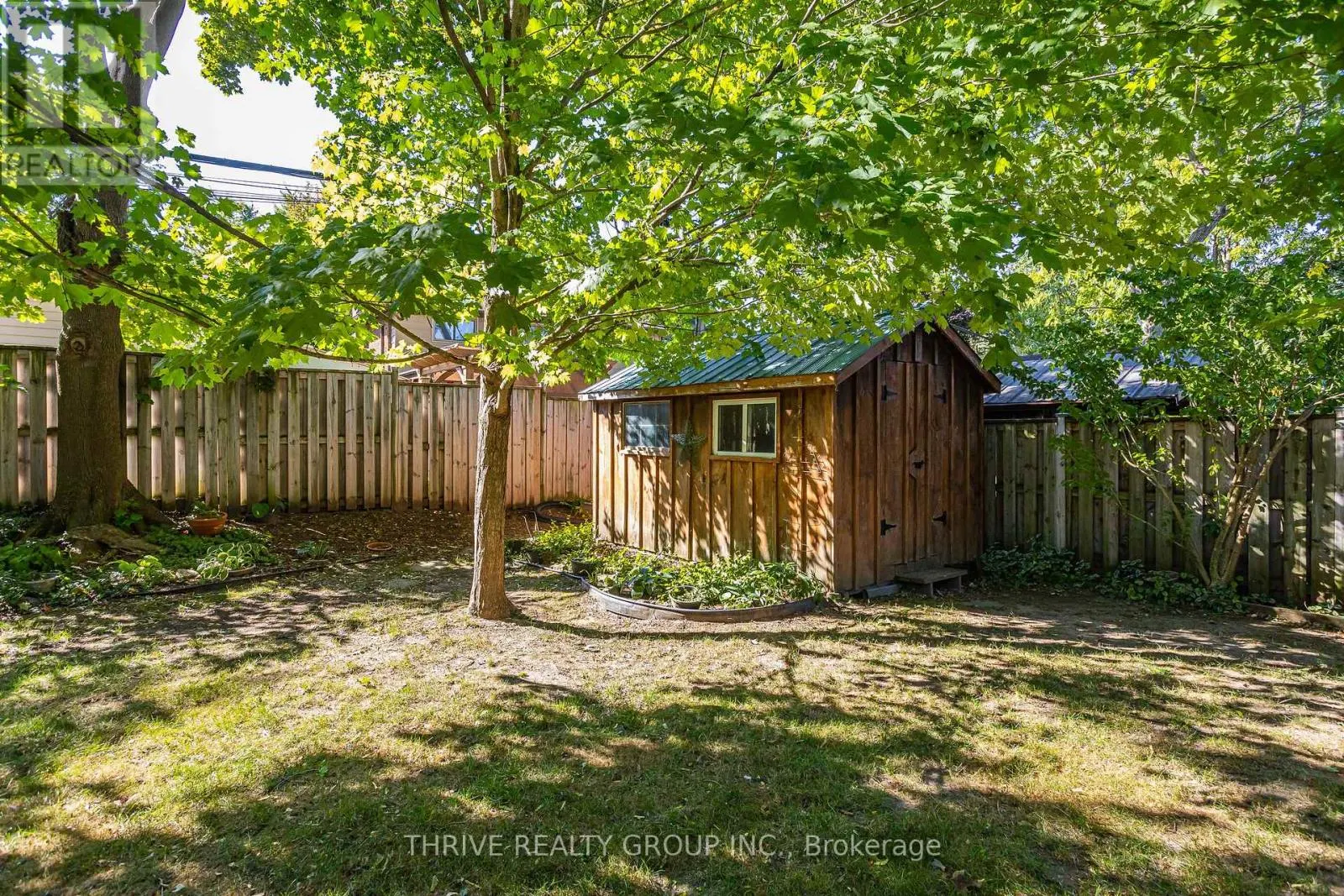 1284 WAYNE ROAD