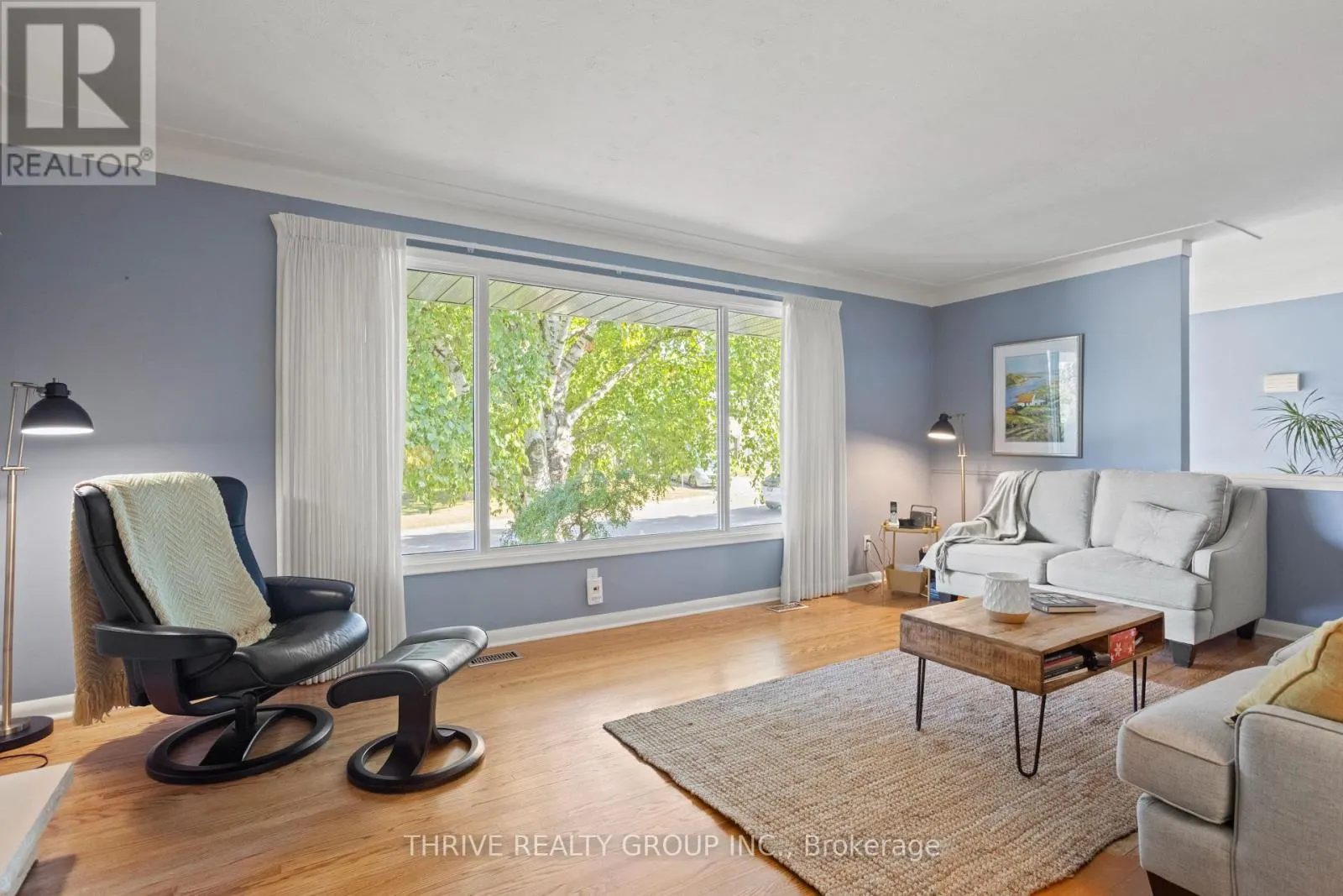 1284 WAYNE ROAD